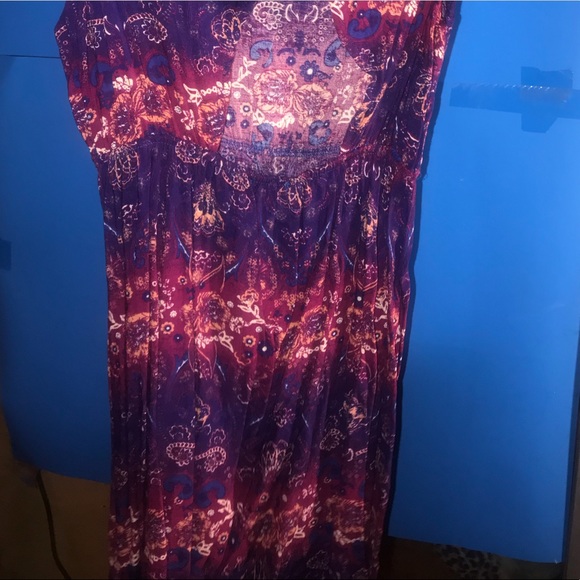 Dress - Picture 3 of 3